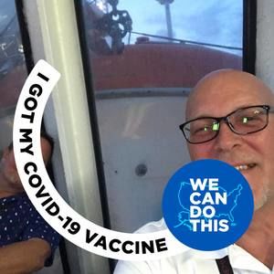 Meet your Posher, Dennis